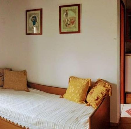 Goulas Traditional Guesthouse Monemvasia Bagian luar foto