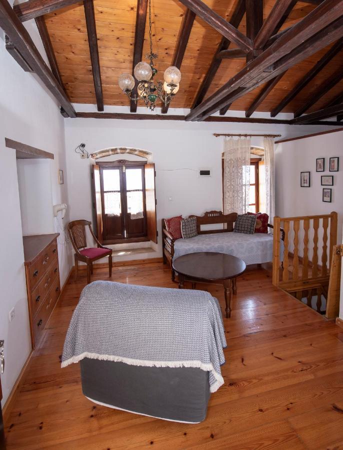 Goulas Traditional Guesthouse Monemvasia Bagian luar foto