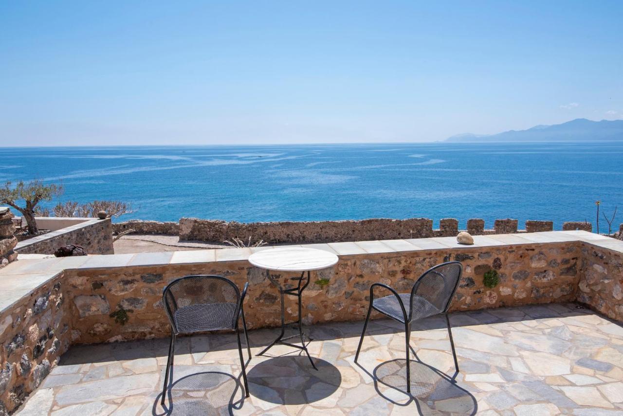 Goulas Traditional Guesthouse Monemvasia Bagian luar foto