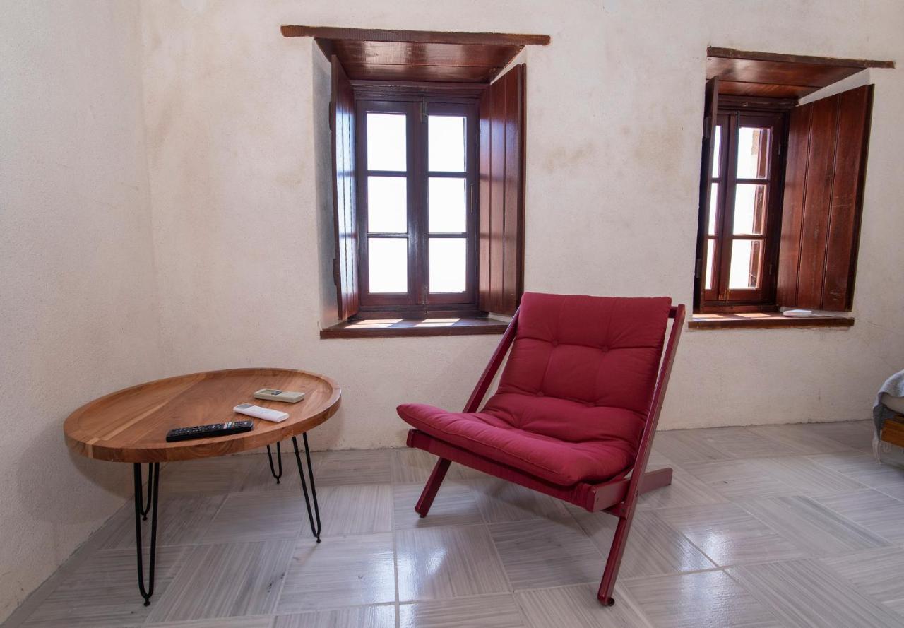 Goulas Traditional Guesthouse Monemvasia Bagian luar foto