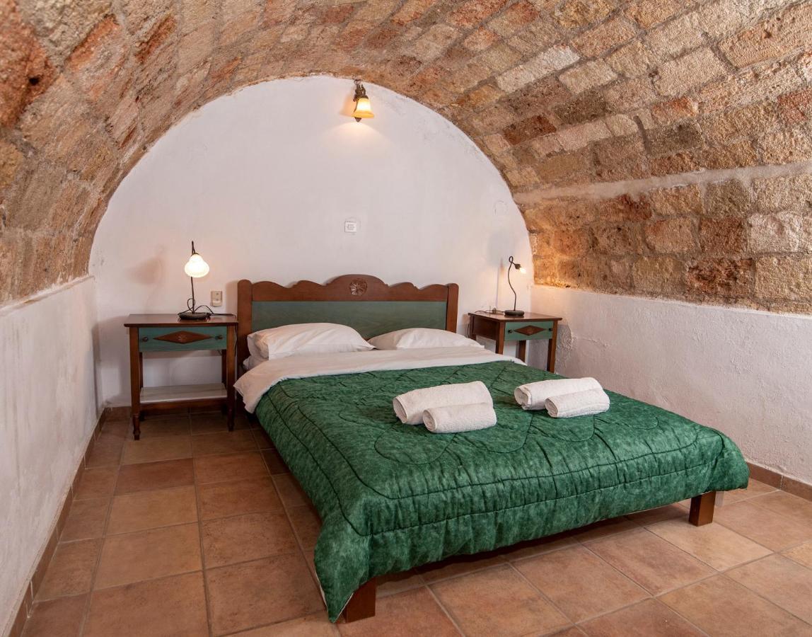 Goulas Traditional Guesthouse Monemvasia Bagian luar foto