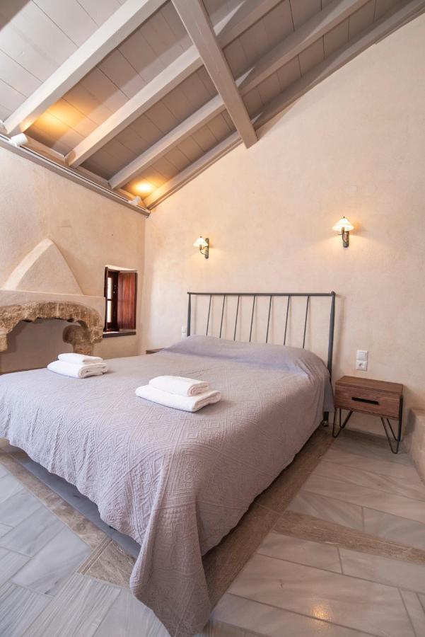 Goulas Traditional Guesthouse Monemvasia Bagian luar foto