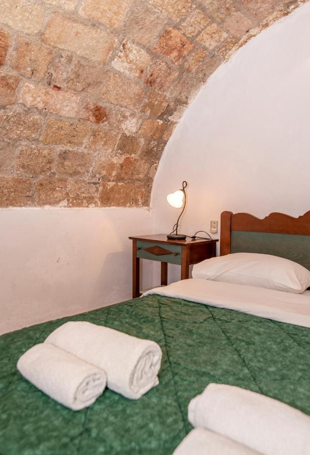 Goulas Traditional Guesthouse Monemvasia Bagian luar foto