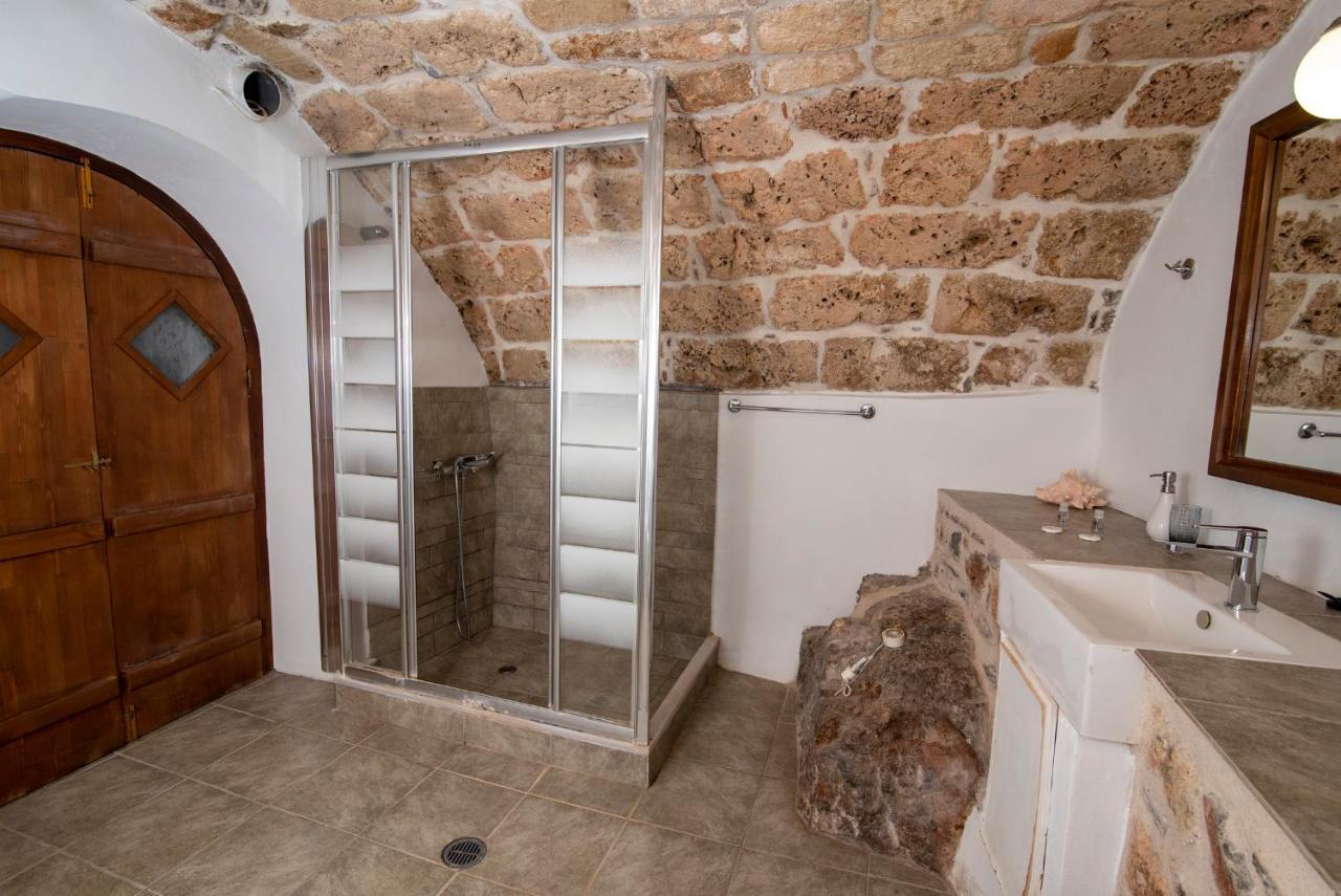 Goulas Traditional Guesthouse Monemvasia Bagian luar foto