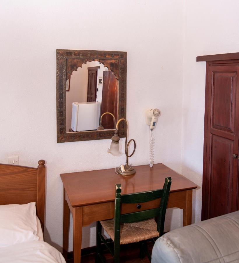 Goulas Traditional Guesthouse Monemvasia Bagian luar foto