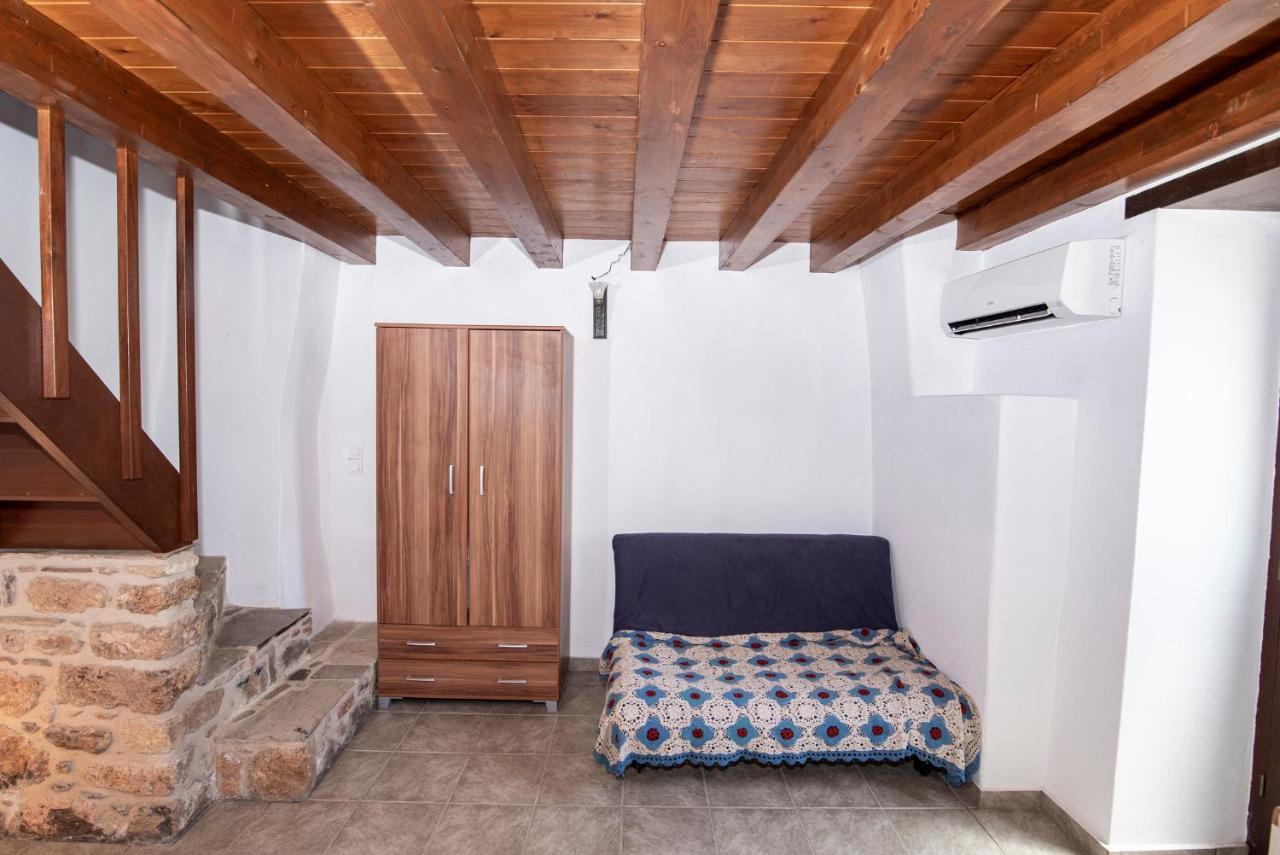 Goulas Traditional Guesthouse Monemvasia Bagian luar foto