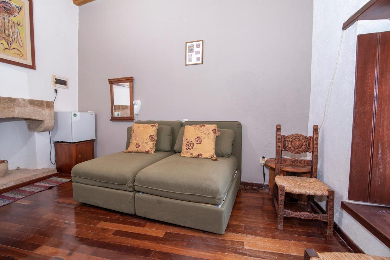 Goulas Traditional Guesthouse Monemvasia Bagian luar foto