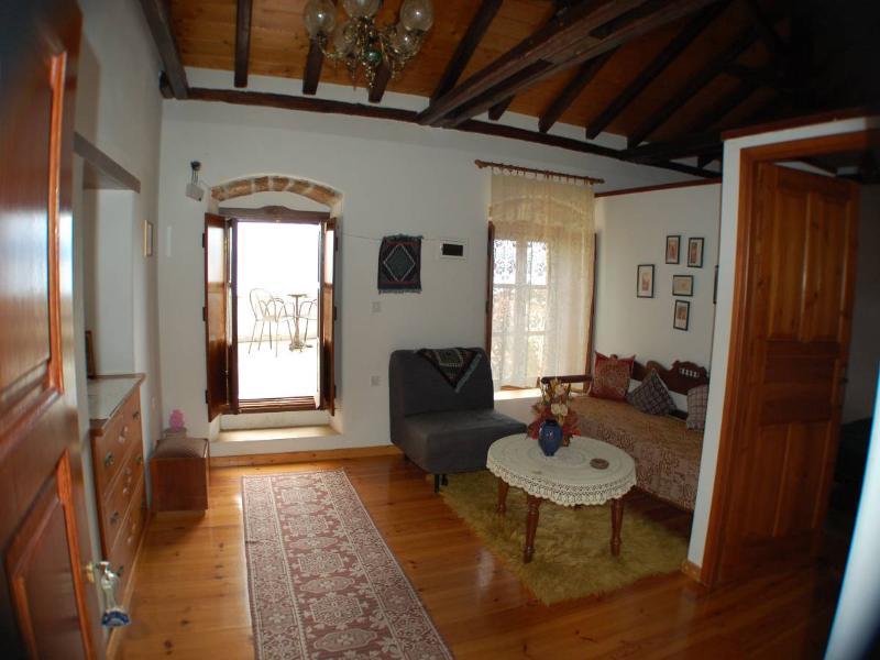 Goulas Traditional Guesthouse Monemvasia Bagian luar foto